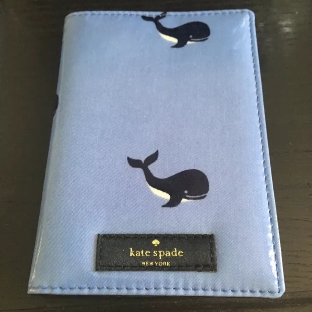 Kate Spade Passport Holder Whale 🐳